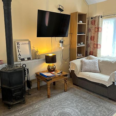 Padoro Lodge Kildare Eksteriør billede